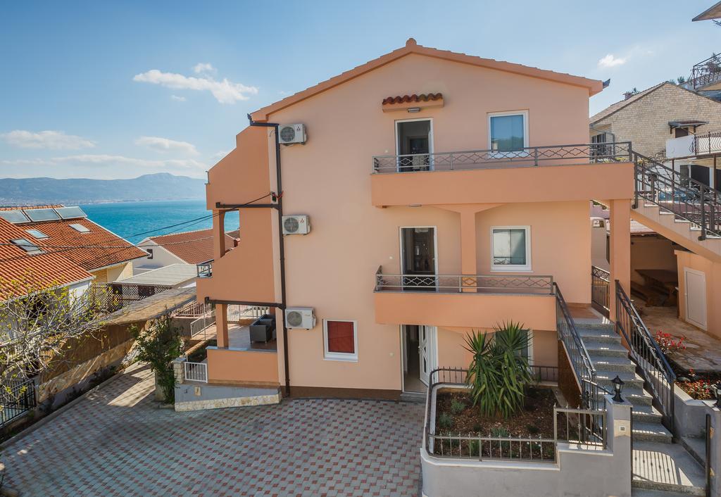 Apartments Viljac Trogir Bagian luar foto