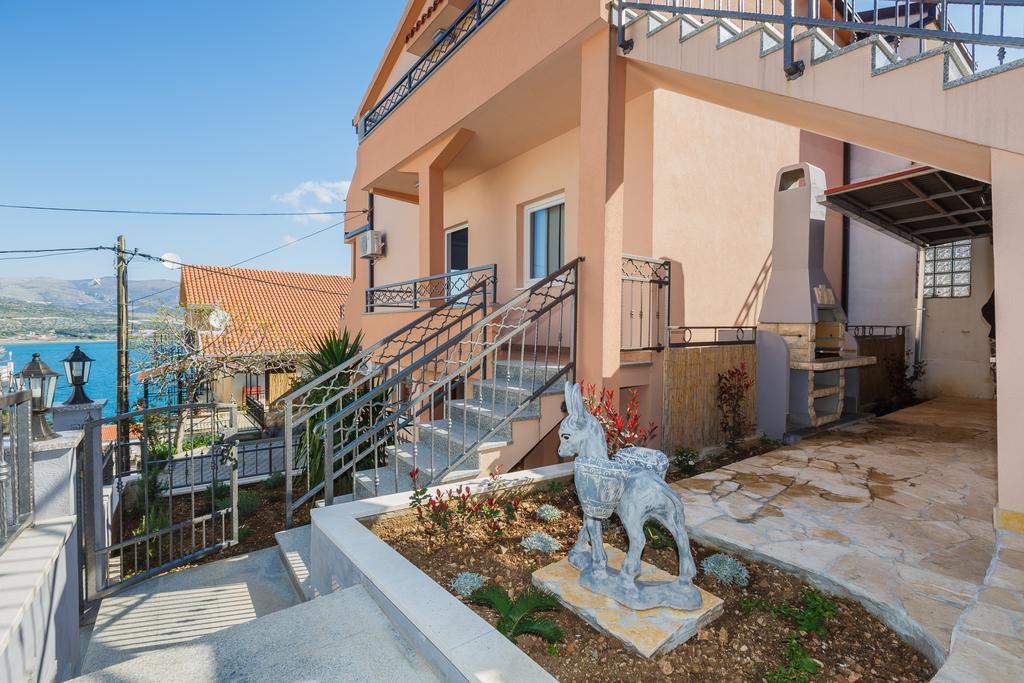 Apartments Viljac Trogir Bagian luar foto